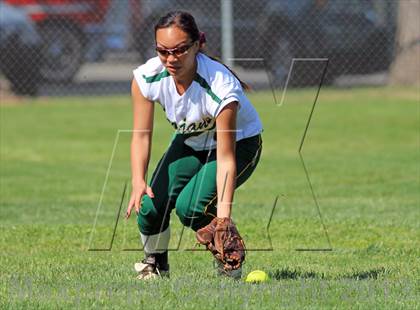 Thumbnail 3 in Carondelet vs Castro Valley (Queen of the Mountain) photogallery.