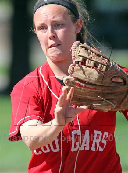 Thumbnail 2 in Carondelet vs Castro Valley (Queen of the Mountain) photogallery.