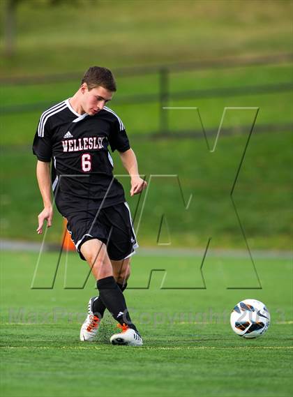Thumbnail 2 in Wellesley @ Needham (300th Anniversary Cup) photogallery.