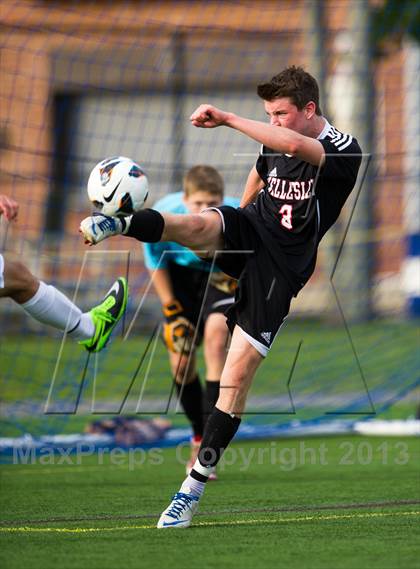 Thumbnail 2 in Wellesley @ Needham (300th Anniversary Cup) photogallery.