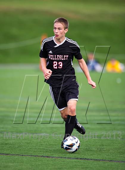 Thumbnail 3 in Wellesley @ Needham (300th Anniversary Cup) photogallery.