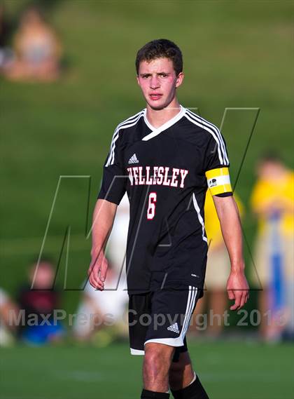 Thumbnail 2 in Wellesley @ Needham (300th Anniversary Cup) photogallery.