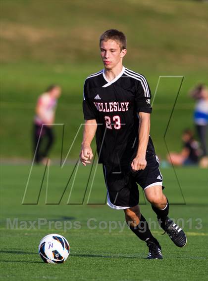 Thumbnail 1 in Wellesley @ Needham (300th Anniversary Cup) photogallery.