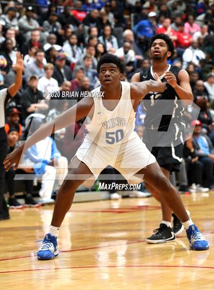 Thumbnail 2 in Olympic vs. North Mecklenburg (NCHSAA 4A Western Regional Final) photogallery.
