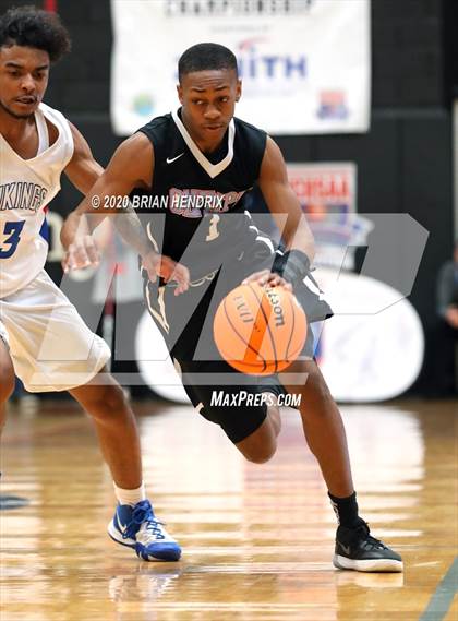 Thumbnail 3 in Olympic vs. North Mecklenburg (NCHSAA 4A Western Regional Final) photogallery.