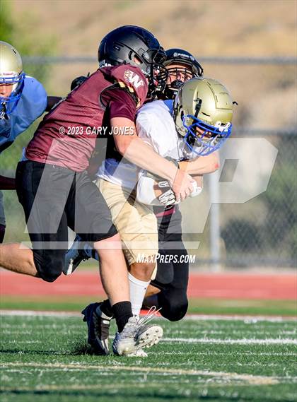 Thumbnail 2 in Clovis @ Whitney photogallery.
