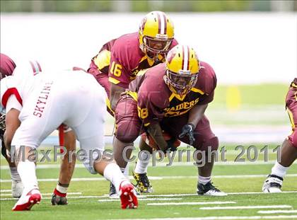 Thumbnail 3 in Skyline vs. Glades Central (Gridiron Challenge) photogallery.