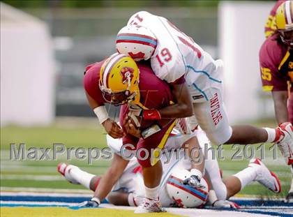 Thumbnail 2 in Skyline vs. Glades Central (Gridiron Challenge) photogallery.