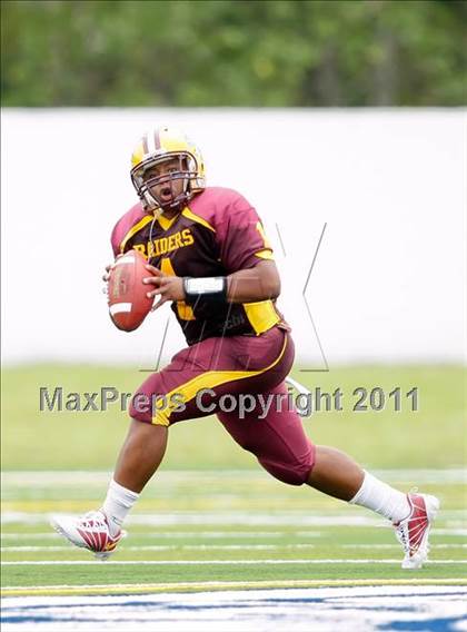 Thumbnail 3 in Skyline vs. Glades Central (Gridiron Challenge) photogallery.