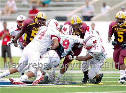 Thumbnail 2 in Skyline vs. Glades Central (Gridiron Challenge) photogallery.