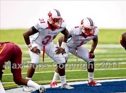Thumbnail 2 in Skyline vs. Glades Central (Gridiron Challenge) photogallery.