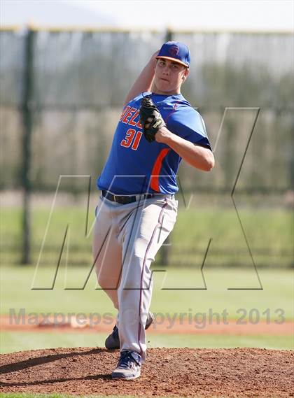 Thumbnail 3 in Quartz Hill vs. Bishop Gorman photogallery.
