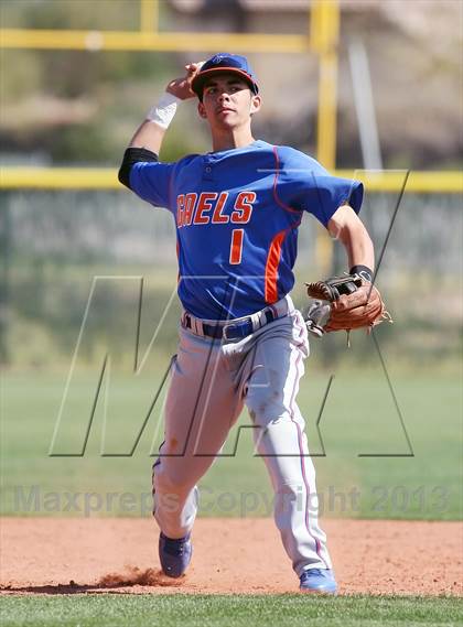 Thumbnail 1 in Quartz Hill vs. Bishop Gorman photogallery.