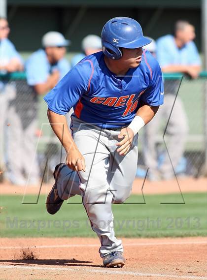 Thumbnail 1 in Quartz Hill vs. Bishop Gorman photogallery.