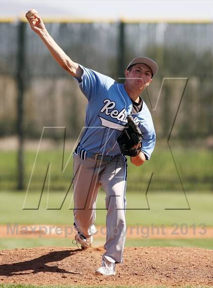 Thumbnail 1 in Quartz Hill vs. Bishop Gorman photogallery.