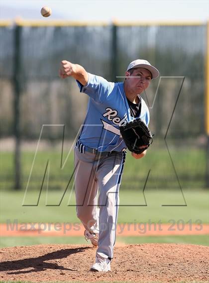 Thumbnail 1 in Quartz Hill vs. Bishop Gorman photogallery.