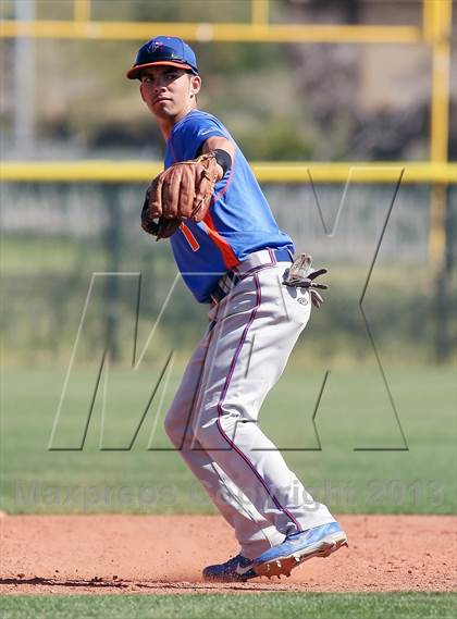Thumbnail 3 in Quartz Hill vs. Bishop Gorman photogallery.