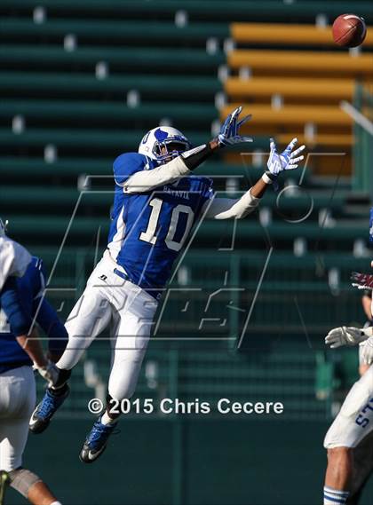 Thumbnail 3 in Batavia vs. Livonia (Section 5 Class B Final) photogallery.