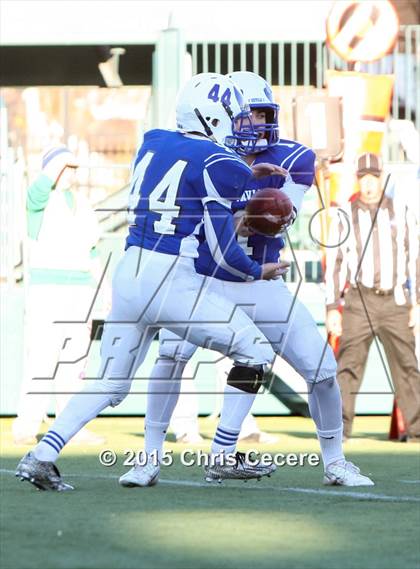Thumbnail 1 in Batavia vs. Livonia (Section 5 Class B Final) photogallery.
