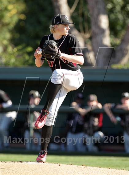 Thumbnail 1 in Oaks Christian @ Harvard-Westlake photogallery.