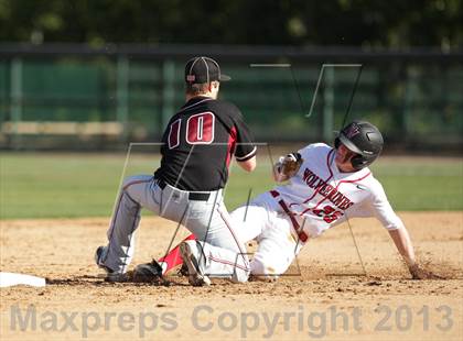 Thumbnail 2 in Oaks Christian @ Harvard-Westlake photogallery.
