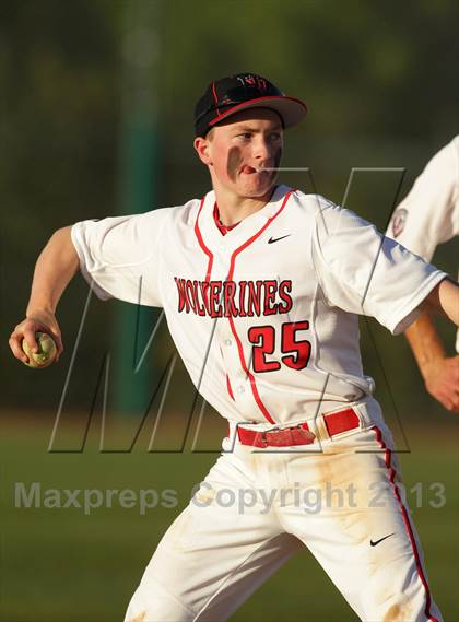 Thumbnail 3 in Oaks Christian @ Harvard-Westlake photogallery.
