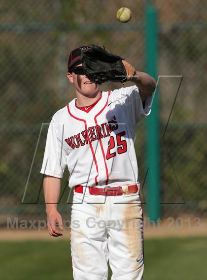 Thumbnail 3 in Oaks Christian @ Harvard-Westlake photogallery.
