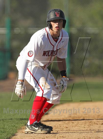 Thumbnail 1 in Oaks Christian @ Harvard-Westlake photogallery.