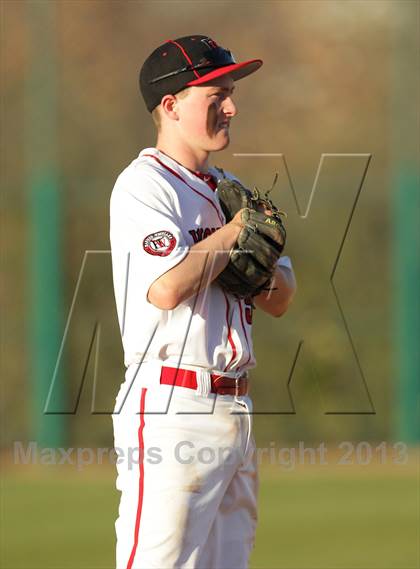 Thumbnail 1 in Oaks Christian @ Harvard-Westlake photogallery.