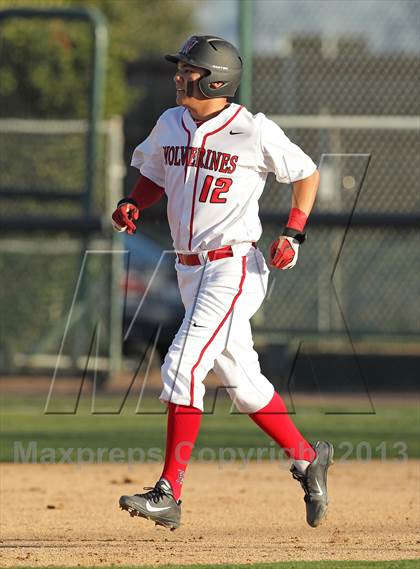 Thumbnail 3 in Oaks Christian @ Harvard-Westlake photogallery.