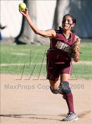 Thumbnail 2 in Alemany @ Louisville photogallery.