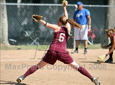 Thumbnail 2 in Alemany @ Louisville photogallery.