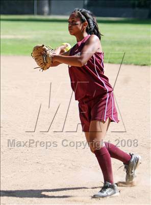 Thumbnail 1 in Alemany @ Louisville photogallery.