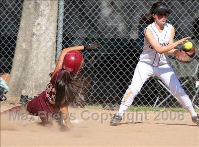 Thumbnail 2 in Alemany @ Louisville photogallery.