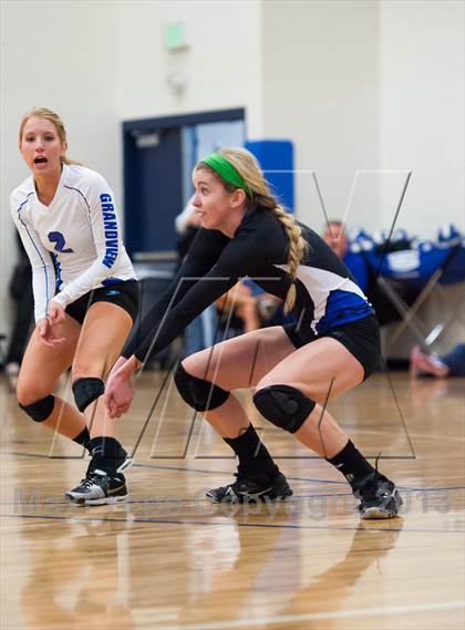 Thumbnail 2 in Grandview vs. Thomas Jefferson (Titan Classic) photogallery.