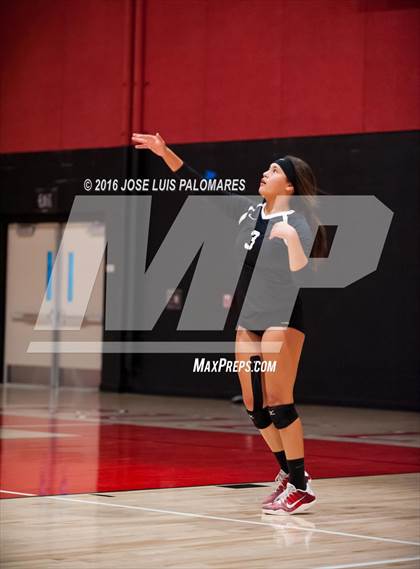 Thumbnail 3 in Tustin @ Oak Hills photogallery.