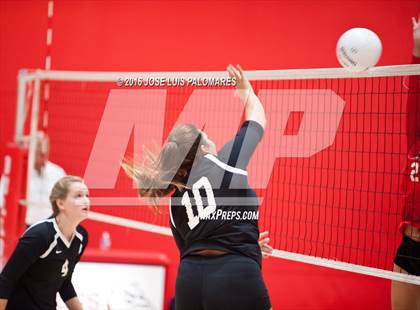Thumbnail 2 in Tustin @ Oak Hills photogallery.