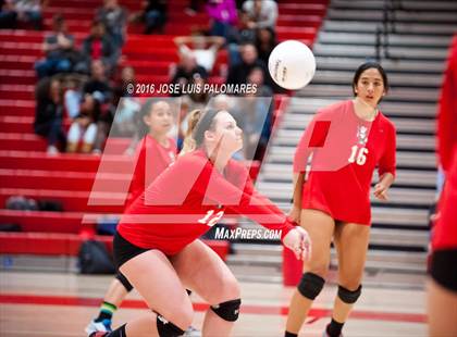 Thumbnail 2 in Tustin @ Oak Hills photogallery.