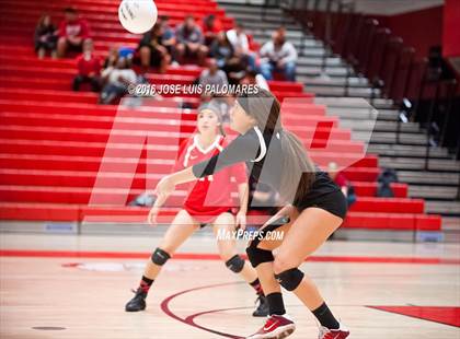 Thumbnail 3 in Tustin @ Oak Hills photogallery.