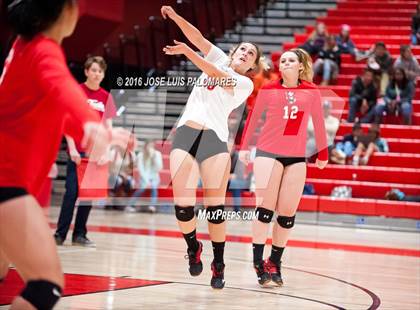 Thumbnail 2 in Tustin @ Oak Hills photogallery.
