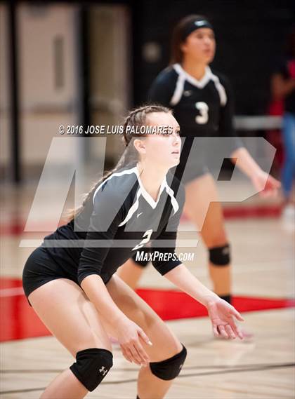 Thumbnail 2 in Tustin @ Oak Hills photogallery.