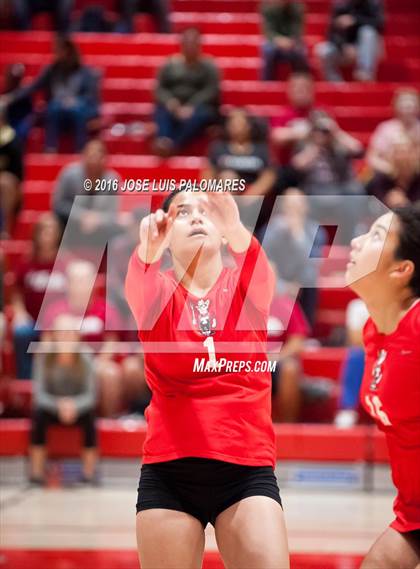 Thumbnail 2 in Tustin @ Oak Hills photogallery.
