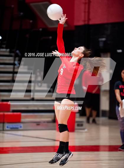 Thumbnail 2 in Tustin @ Oak Hills photogallery.