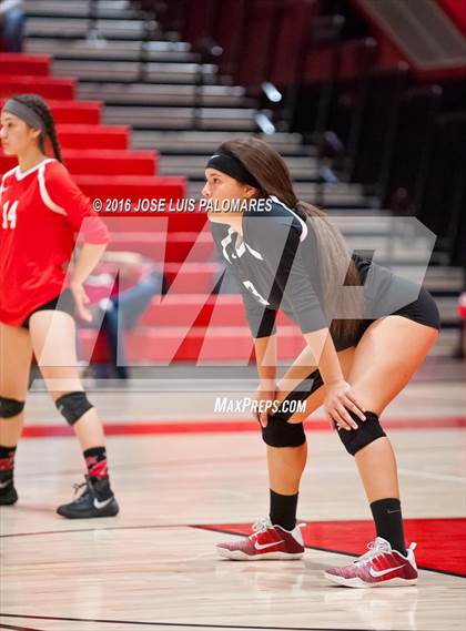 Thumbnail 3 in Tustin @ Oak Hills photogallery.