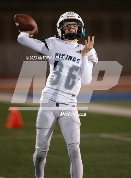 Thumbnail 2 in Ramona @ Pleasant Valley (CIF State Division 5-AA Final) photogallery.