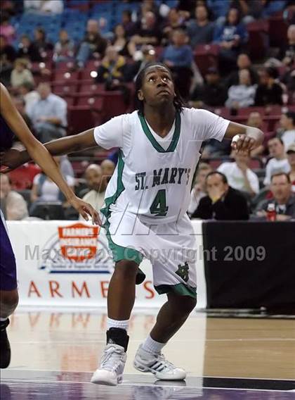 Thumbnail 2 in Sacramento vs. St. Mary's (CIF SJS D3 Final) photogallery.
