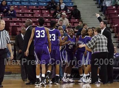 Thumbnail 3 in Sacramento vs. St. Mary's (CIF SJS D3 Final) photogallery.