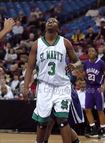 Thumbnail 2 in Sacramento vs. St. Mary's (CIF SJS D3 Final) photogallery.