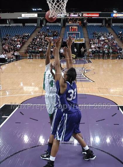 Thumbnail 2 in Sacramento vs. St. Mary's (CIF SJS D3 Final) photogallery.