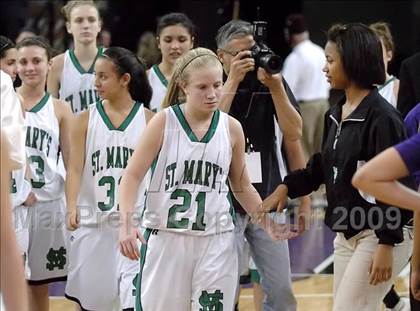 Thumbnail 3 in Sacramento vs. St. Mary's (CIF SJS D3 Final) photogallery.